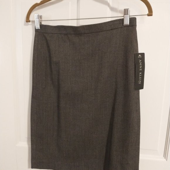 Anne Klein 0P suit - Picture 9 of 15